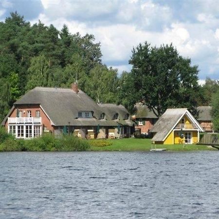 Ferien Direkt Am Wasser Mit Hund Krakow am See Exteriör bild